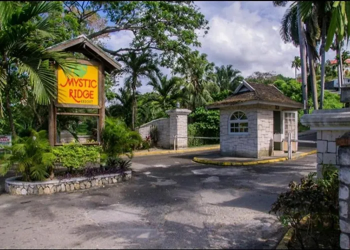 Mystic Ridge Hotel 3*