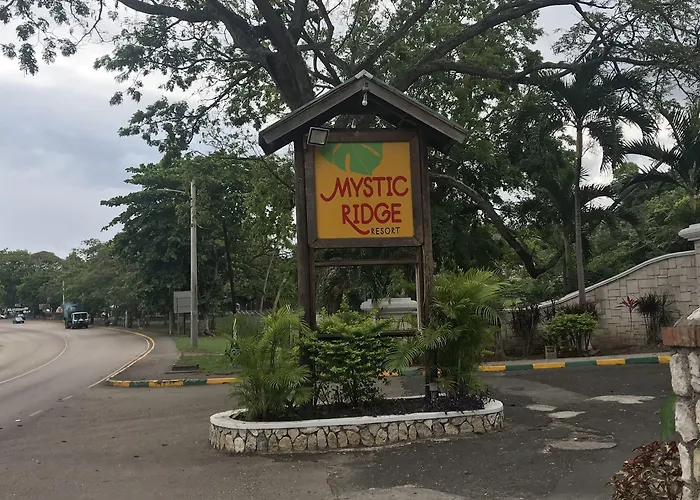 Hotel Mystic Ridge 3*