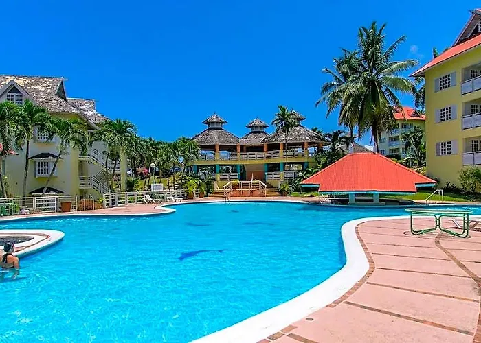 Hotel Mystic Ridge 3*